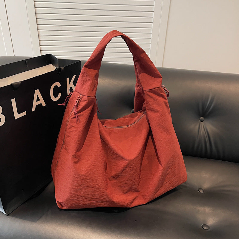 Everyday Explorer Oversized Bag