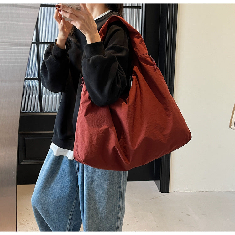 Everyday Explorer Oversized Bag