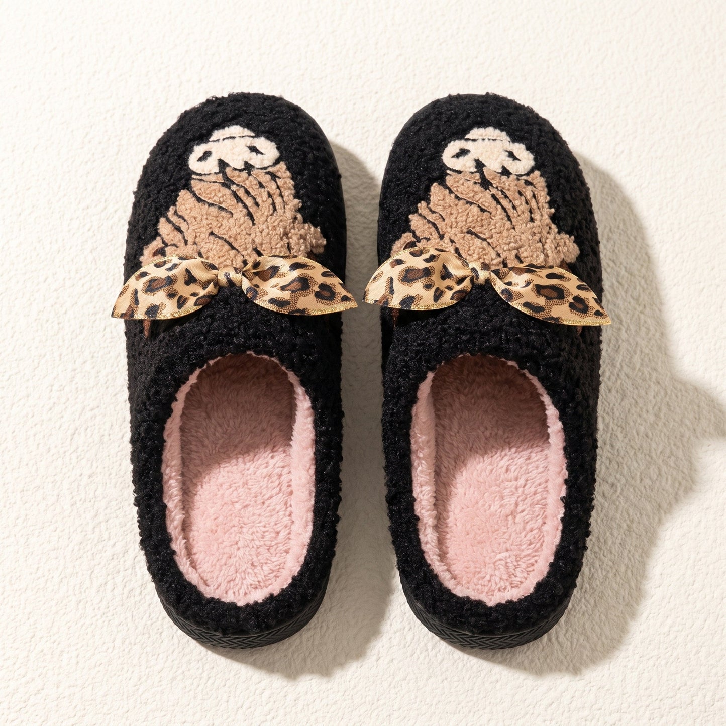 PREORDER: Highland cow with leopard bow slippers  8.17.26